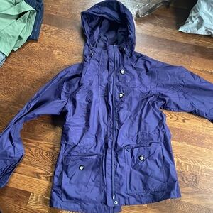 Columbia Women’s M rain coat